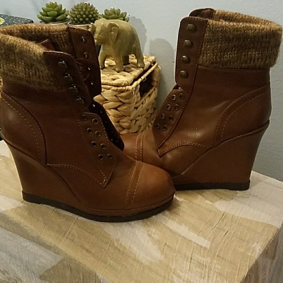 Mossimo Cognac Kalare Lace-Up Wedge Boots - Picture 5 of 5